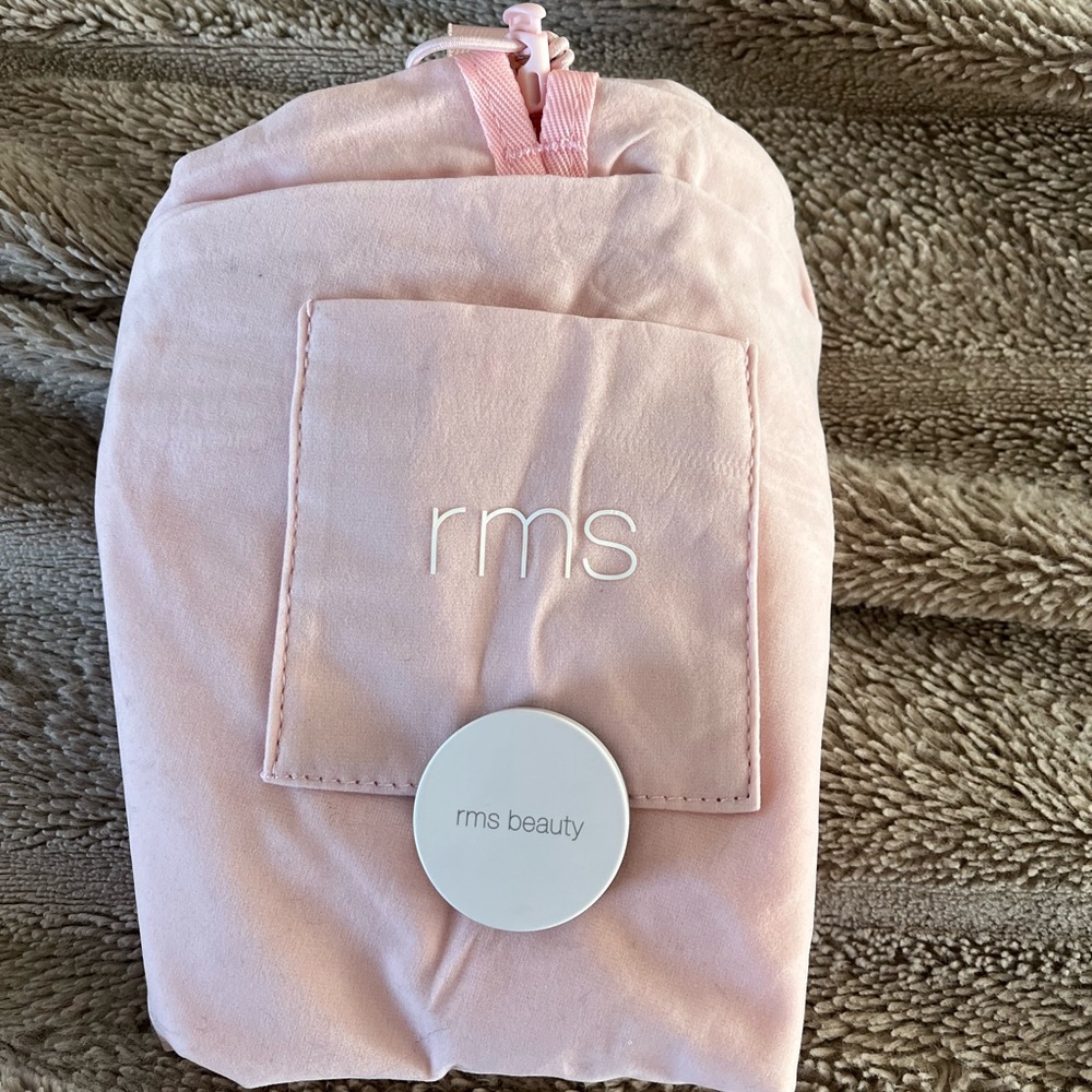 RMS Buriti Bronzer and small travel bag